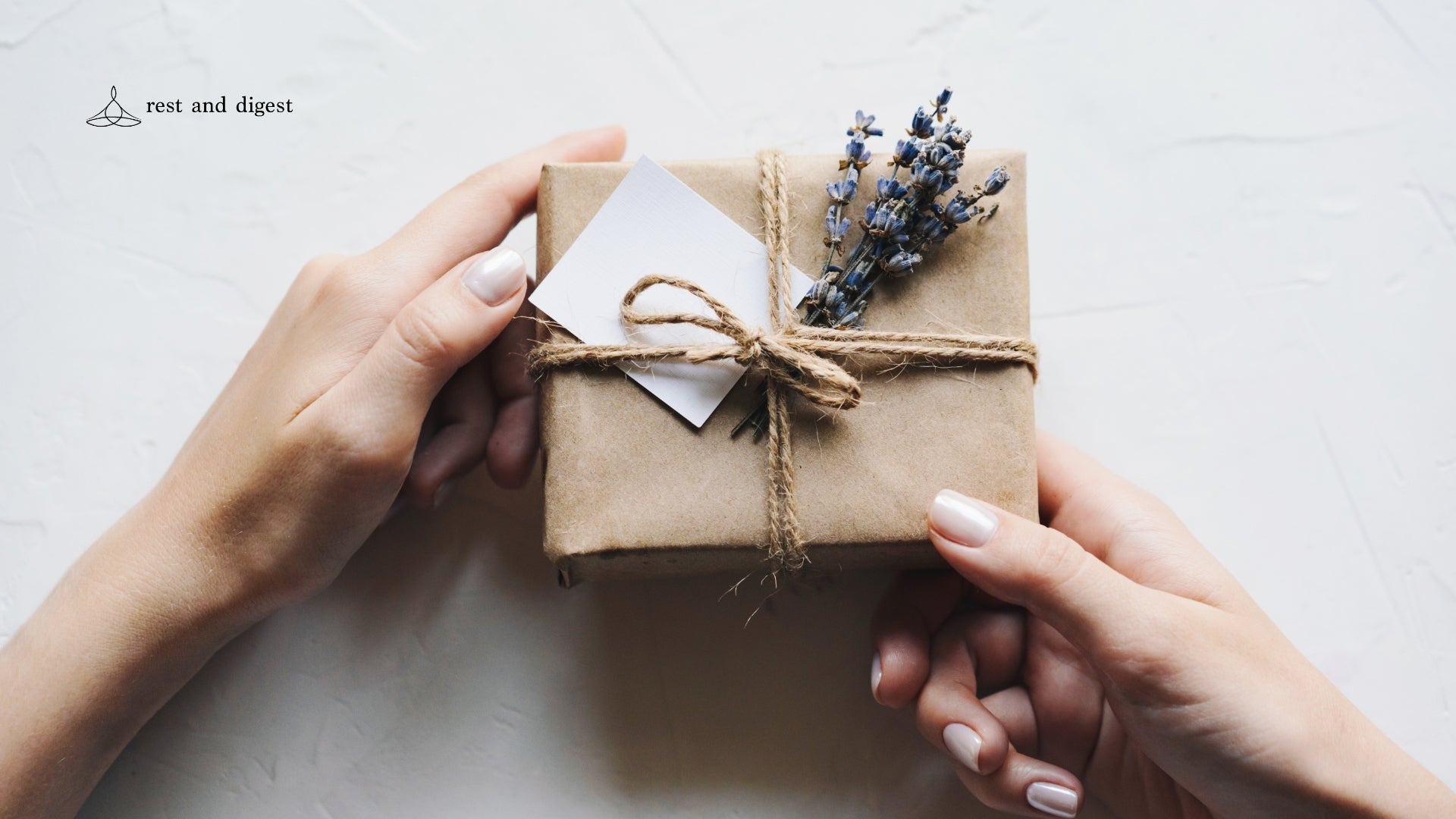 Gifts For Her - The Ultimate Guide To Buying Gifts For Women