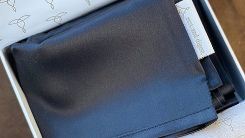 Top 5 Benefits Of Sleeping With A Mulberry Silk Pillowcase